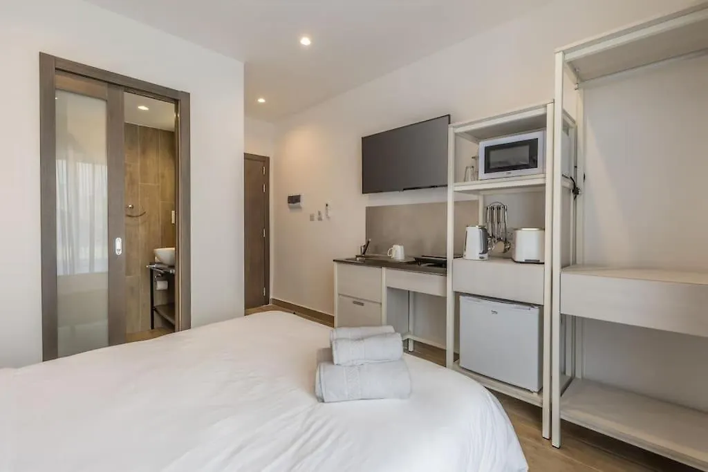 Studio Room 11 With Kitchenette In The Heart Of St Julians Saint Julian's Malta