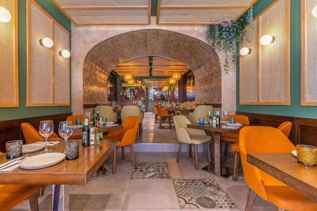 Studio Room 11 With Kitchenette In The Heart Of St Julians Saint Julian's Apartment