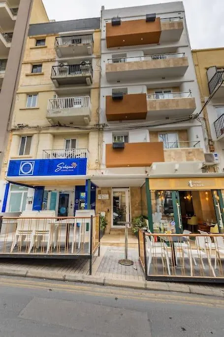 Apartment Studio Room 11 With Kitchenette In The Heart Of St Julians Saint Julian's Malta