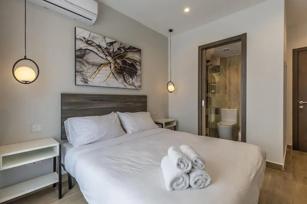 Apartment Studio Room 11 With Kitchenette In The Heart Of St Julians Saint Julian's